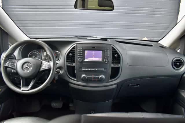 Mercedes-Benz Vito (2016) thumbnail 4