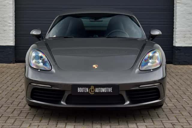 Porsche 718 (2017) thumbnail 2