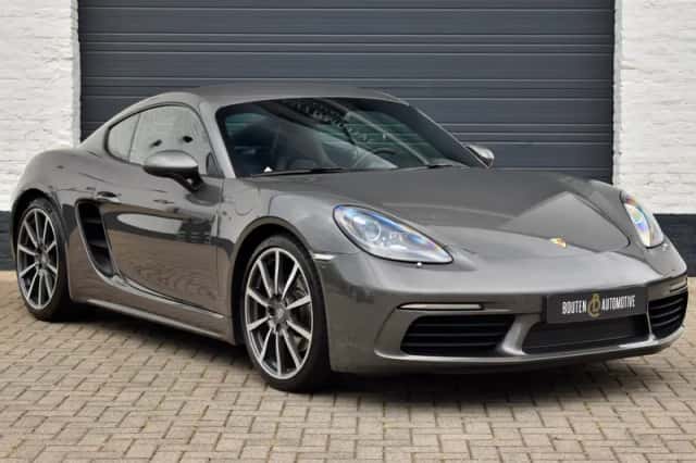 Porsche 718 (2017) thumbnail 3