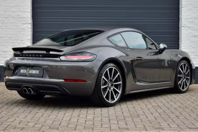 Porsche 718 (2017) thumbnail 5