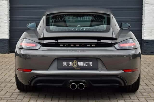 Porsche 718 (2017) thumbnail 6