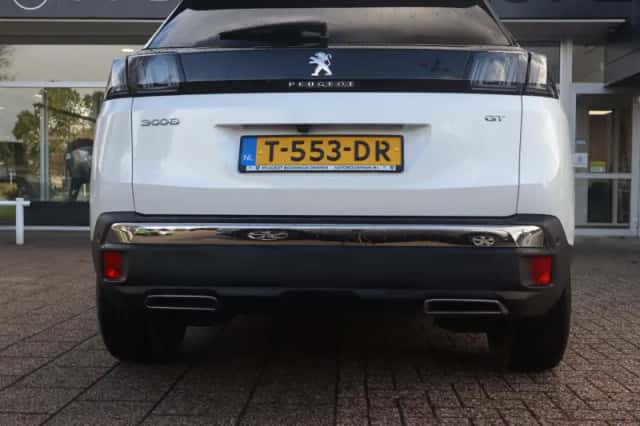 Peugeot 3008 (2023) thumbnail 16