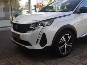 Peugeot 3008 (2023) thumbnail 19