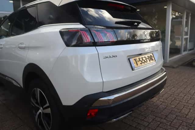Peugeot 3008 (2023) thumbnail 26
