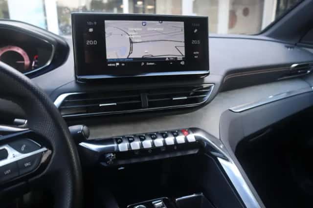 Peugeot 3008 (2023) thumbnail 40