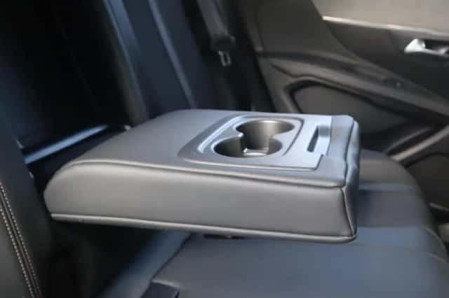 Peugeot 3008 (2023) thumbnail 46