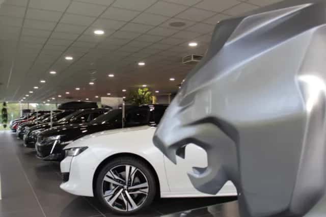Peugeot 3008 (2023) thumbnail 63