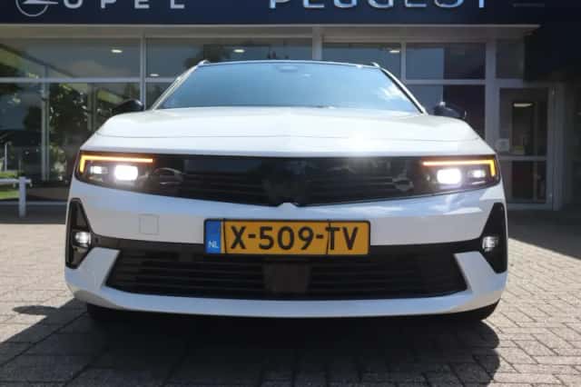 Opel Astra (2024) thumbnail 15