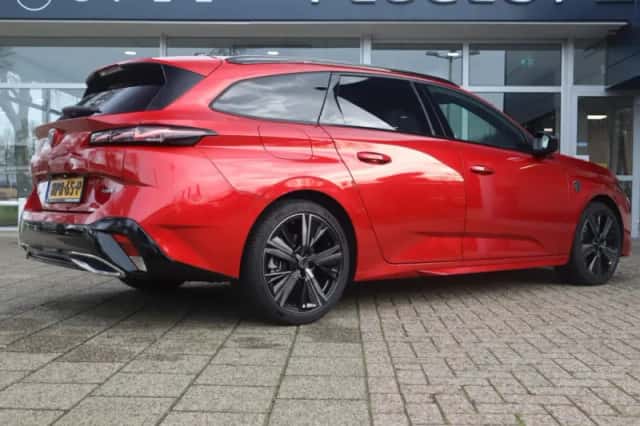 Peugeot 308 (2025) thumbnail 5