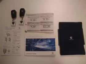Peugeot 3008 (2018) thumbnail 46