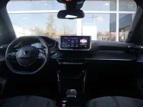 Peugeot 2008 (2025) thumbnail 5