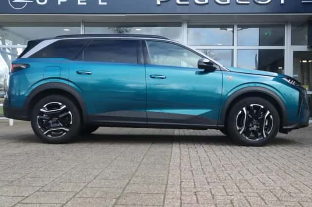 Peugeot 5008 (2025) thumbnail 4