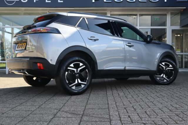Peugeot 2008 (2025) thumbnail 4