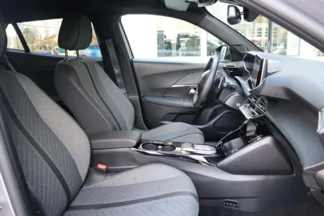 Peugeot 2008 (2025) thumbnail 6