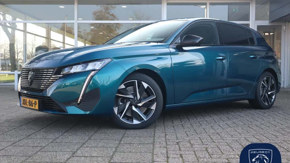 Peugeot 308 (2025) — foto 1