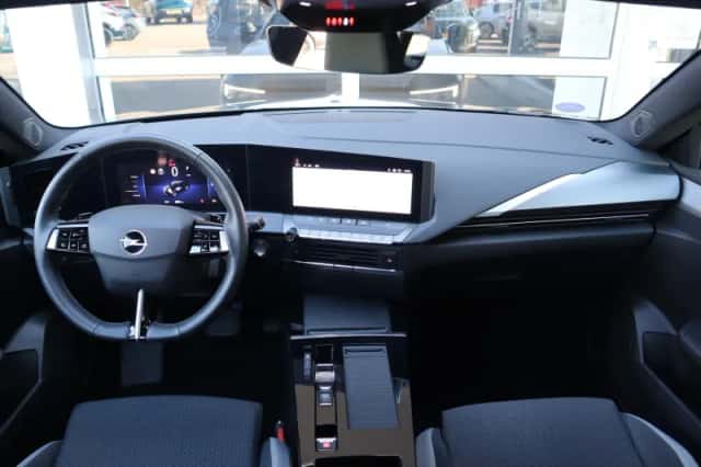 Opel Astra (2025) thumbnail 5