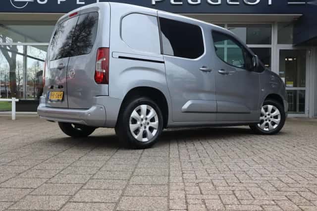 Opel Combo (2020) thumbnail 4