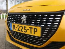 Peugeot 208 (2021) thumbnail 18
