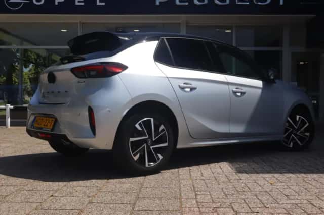 Opel Corsa (2025) thumbnail 4