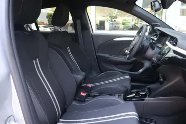 Opel Corsa (2025) thumbnail 6