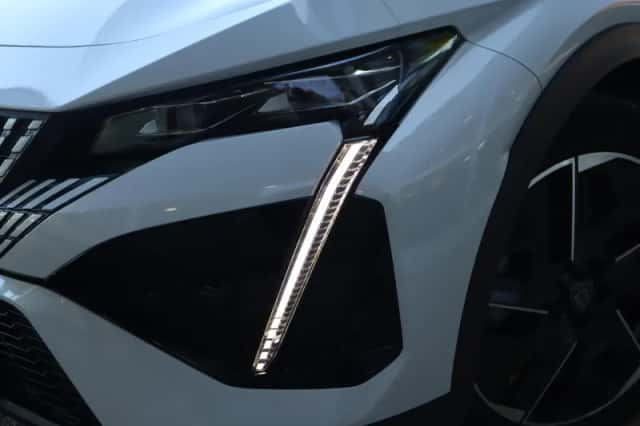 Peugeot 408 (2025) thumbnail 12