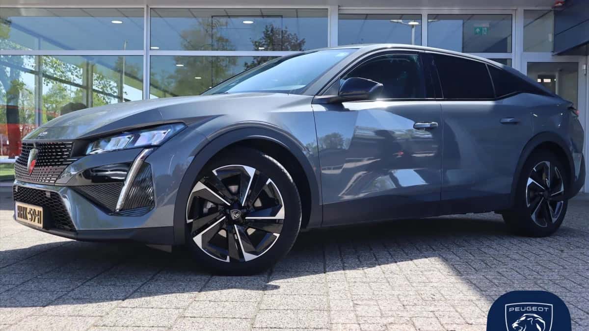 Peugeot 408 (2025) — foto 1