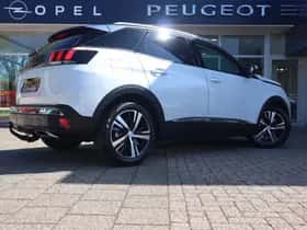 Peugeot 3008 (2018) thumbnail 4