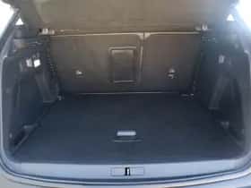 Peugeot 3008 (2018) thumbnail 9