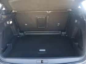 Peugeot 3008 (2018) thumbnail 10
