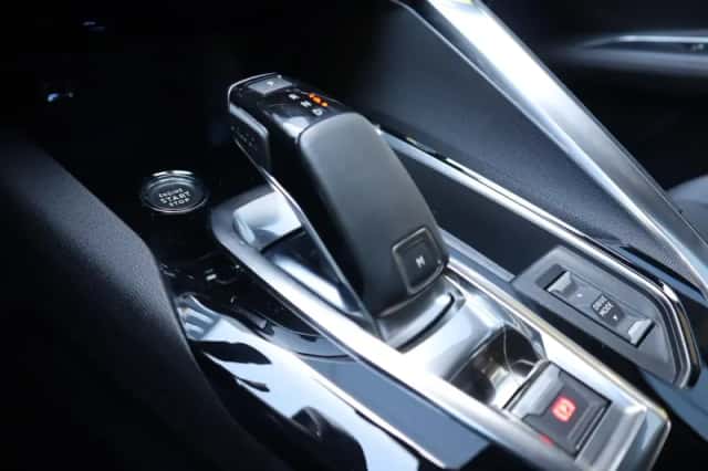 Peugeot 3008 (2022) thumbnail 45