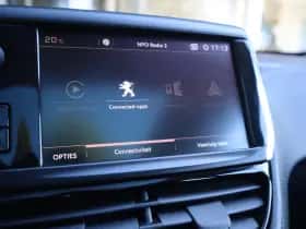 Peugeot 2008 (2017) thumbnail 40