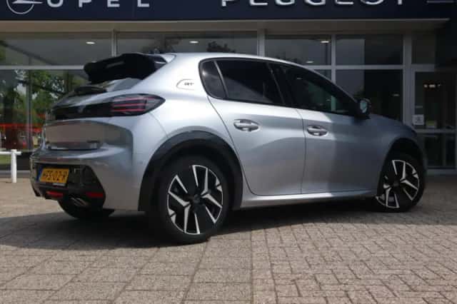 Peugeot 208 (2025) thumbnail 4
