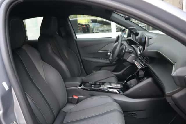 Peugeot 208 (2025) thumbnail 5