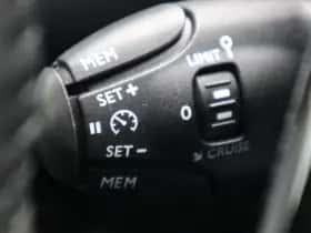 Peugeot 2008 (2025) thumbnail 25