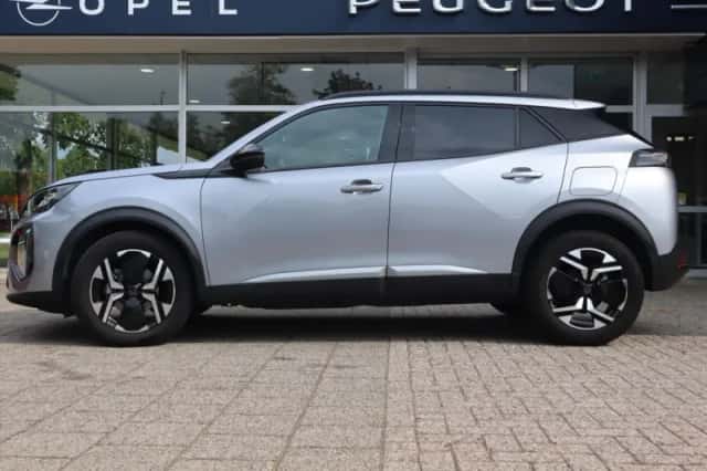 Peugeot 2008 (2025) thumbnail 2