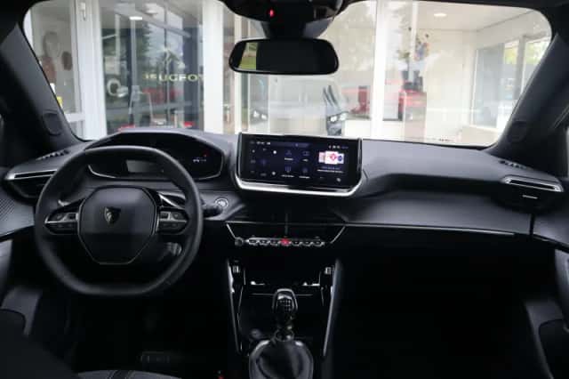 Peugeot 2008 (2025) thumbnail 5