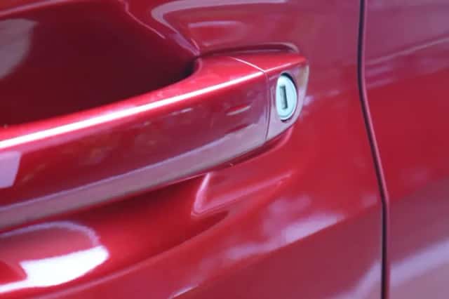 Peugeot 208 (2025) thumbnail 3