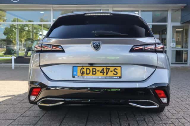 Peugeot 308 (2024) thumbnail 16