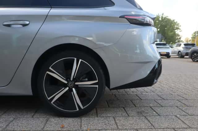 Peugeot 308 (2024) thumbnail 20