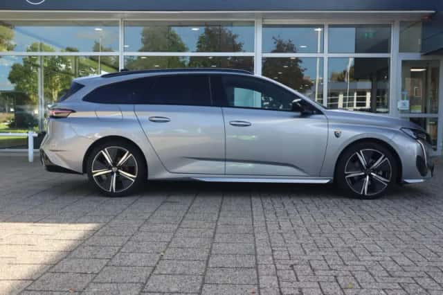 Peugeot 308 (2024) thumbnail 3