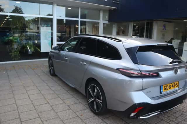 Peugeot 308 (2024) thumbnail 23