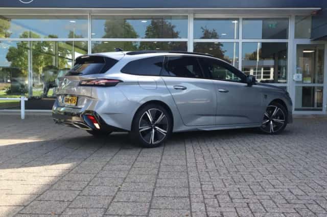 Peugeot 308 (2024) thumbnail 4