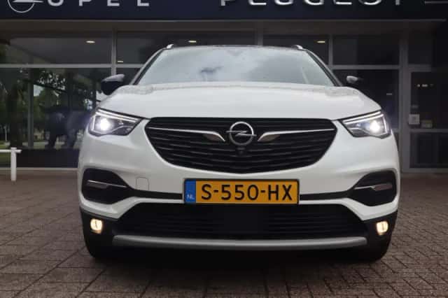 Opel Grandland X (2021) thumbnail 16