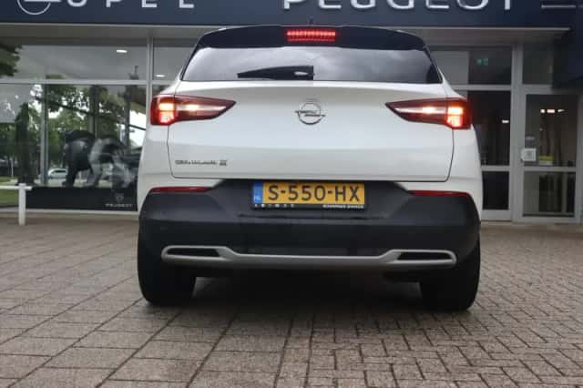 Opel Grandland X (2021) thumbnail 18