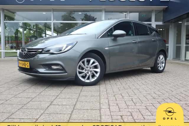 Opel Astra (2017) thumbnail 1