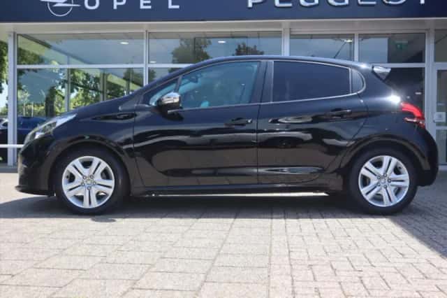 Peugeot 208 (2019) thumbnail 2
