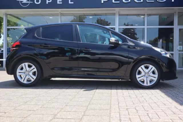 Peugeot 208 (2019) thumbnail 3