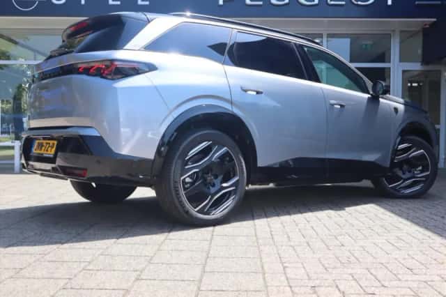 Peugeot E-5008 (2026) thumbnail 5