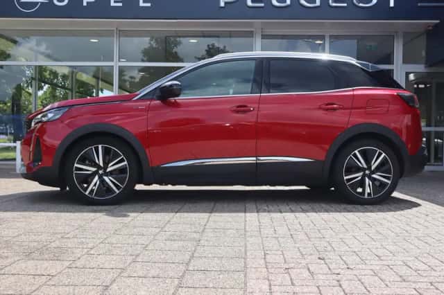 Peugeot 3008 (2022) thumbnail 2