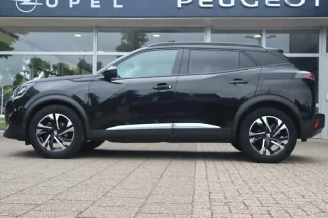 Peugeot 2008 (2021) thumbnail 2